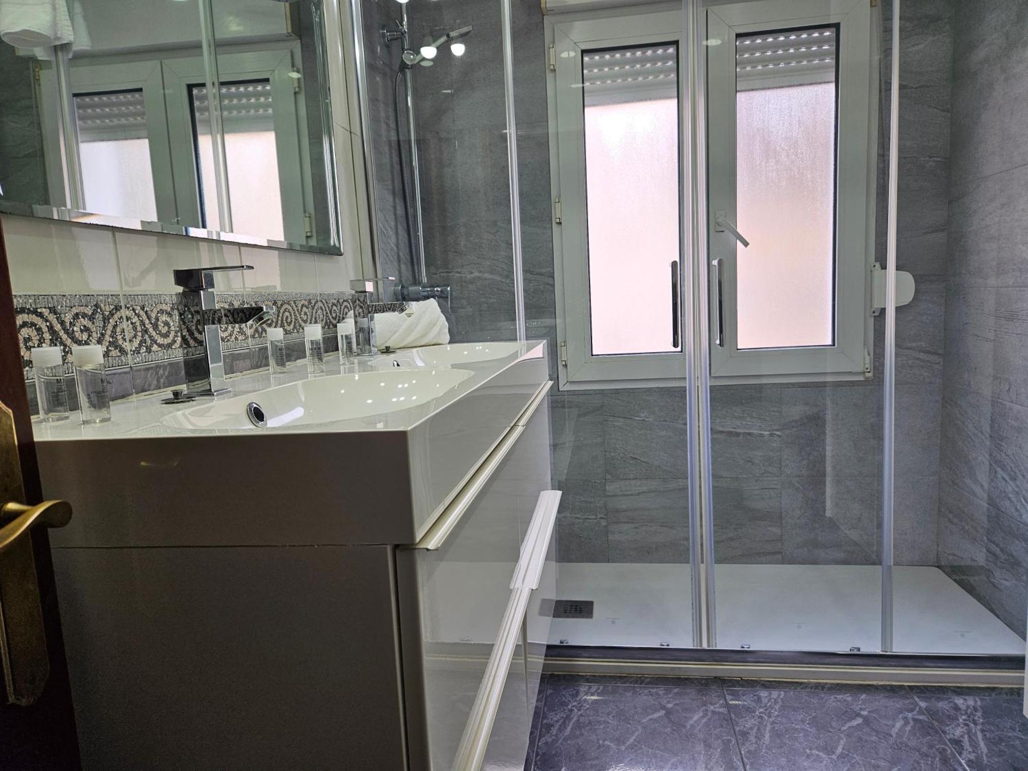 127A Apartamento 3 Habitaciones Cerca De La Playa 기욘 외부 사진