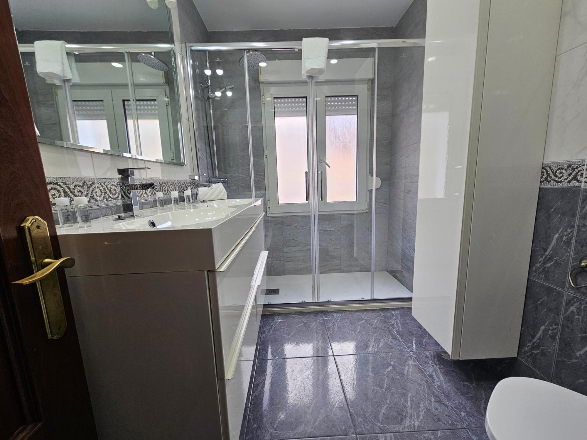 127A Apartamento 3 Habitaciones Cerca De La Playa 기욘 외부 사진