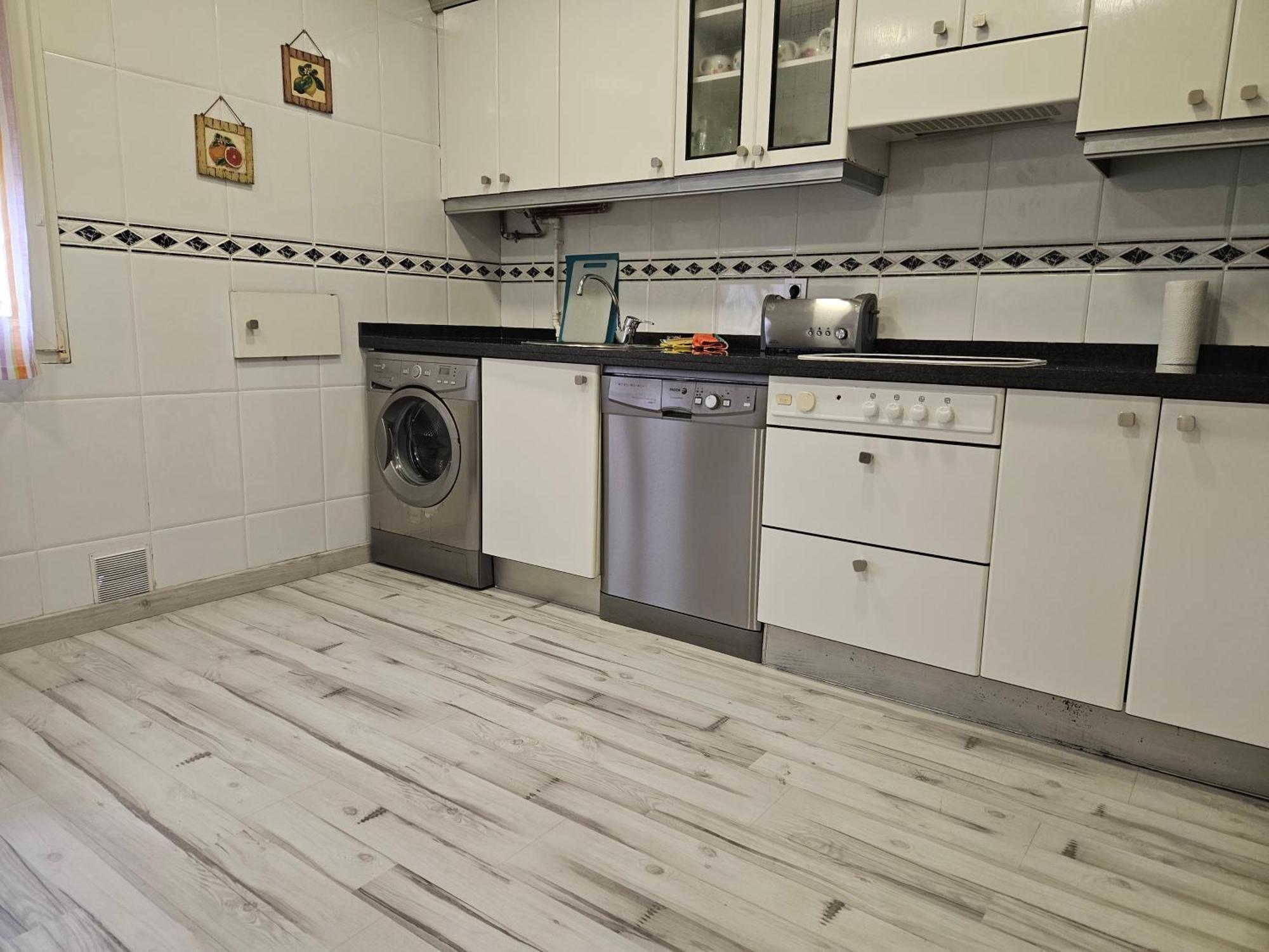 127A Apartamento 3 Habitaciones Cerca De La Playa 기욘 외부 사진